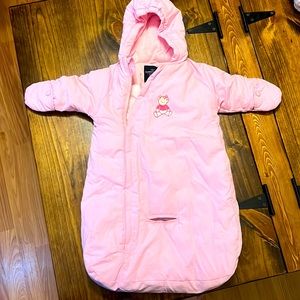 6-9M girls snowsuit with hole for car seat buckle